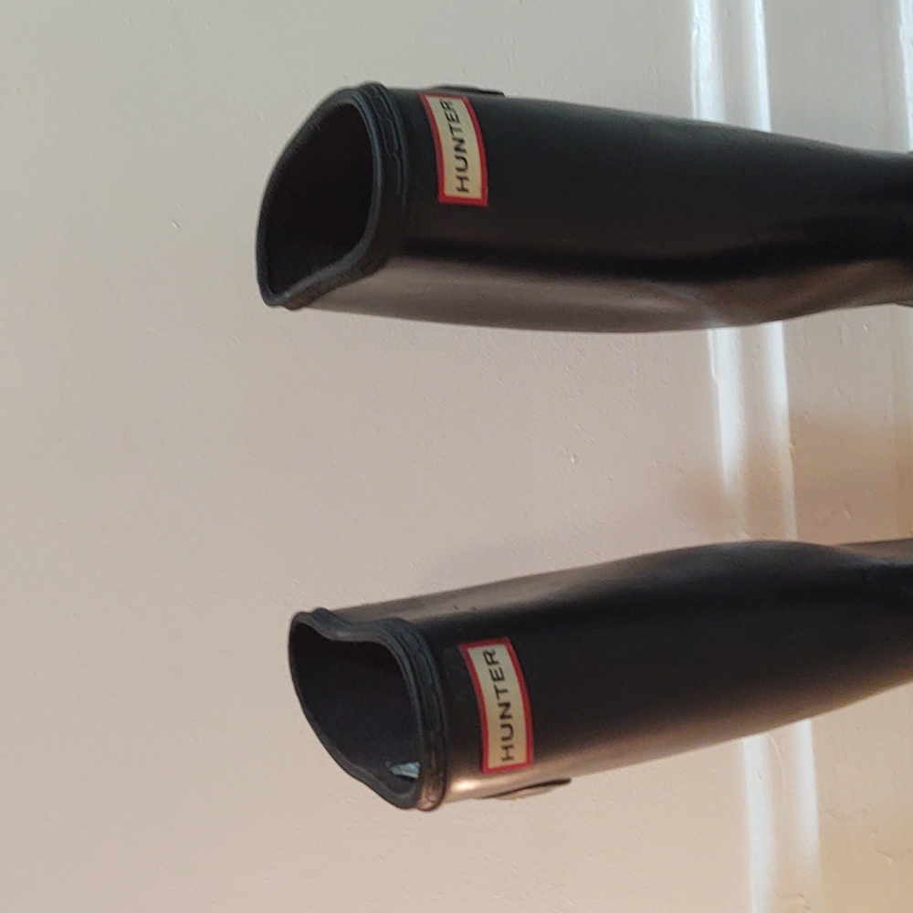 Hunter Black Rainboots Sz 7 - Picture 2 of 13